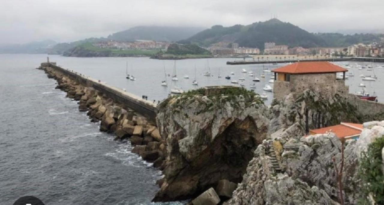 Apartamento Bc Castro Urdiales Apartment Екстериор снимка